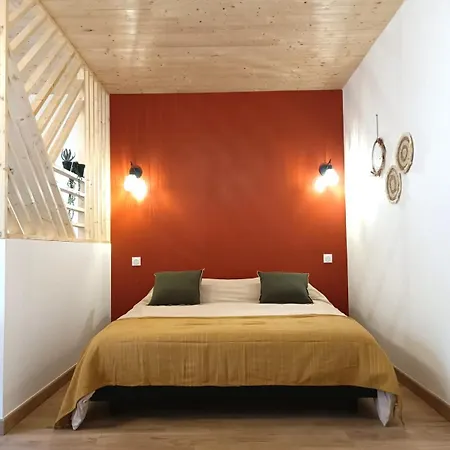 Dans Le Minervois Ferienhaus *