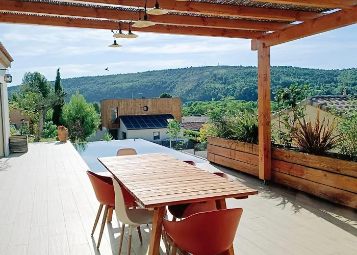 Dans Le Minervois Casa de Férias Bize-Minervois